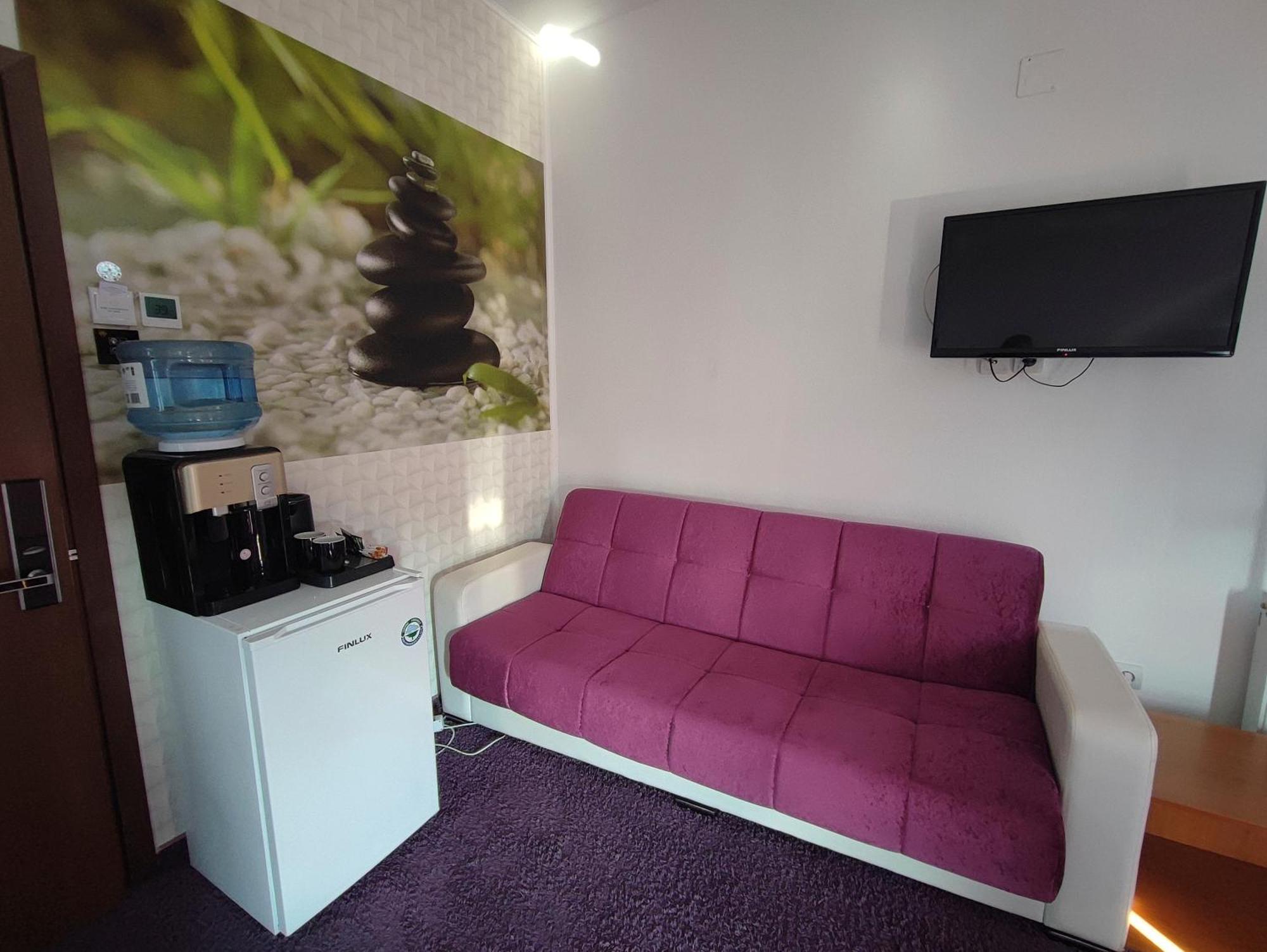 Iris Boutique Therme & Bucharest Otopeni Airport Екстер'єр фото