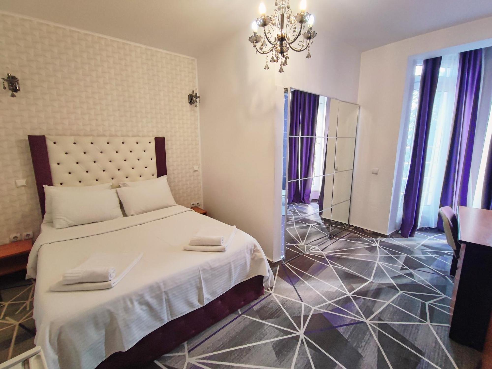Iris Boutique Therme & Bucharest Otopeni Airport Екстер'єр фото